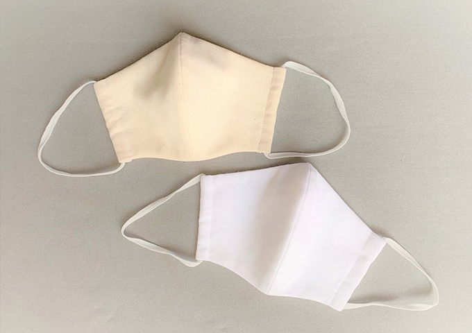 培ってきた縫製技術を活かし、晒しでつくった布マスクの製造を開始