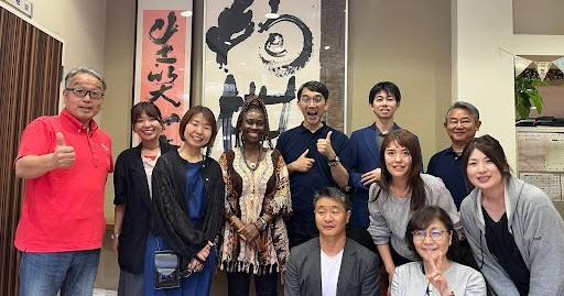 【NPO対談】北九州で“孤独”を抱きしめ、アフリカで“紛争の傷”を癒すーー異なる２つの現場で見つけた、希望を生み出す共通点