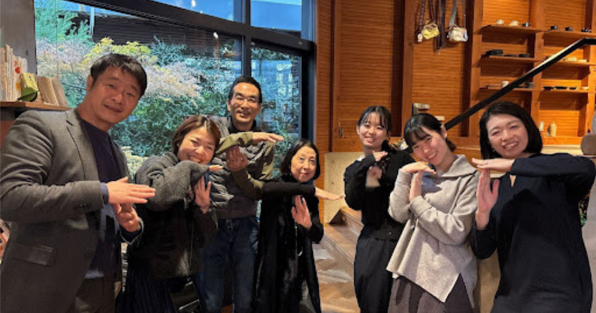 素敵なカフェにて、内部勉強会をさせていただきました!