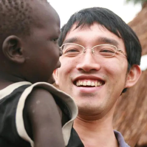 鬼丸　昌也のプロフィール