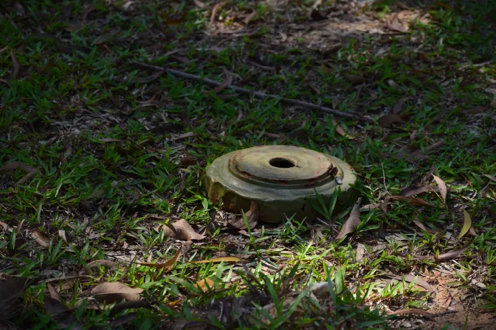 地雷・不発弾