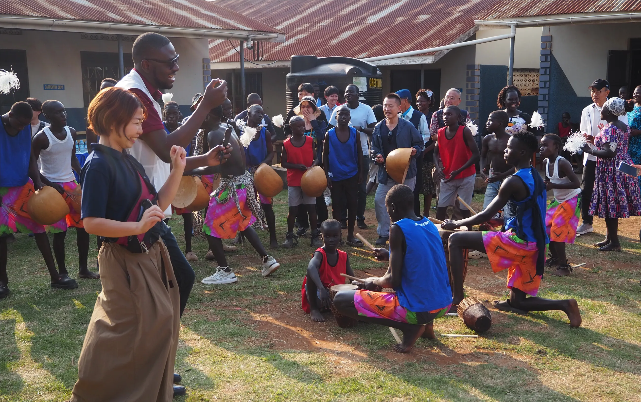 スタディツアーに参加する