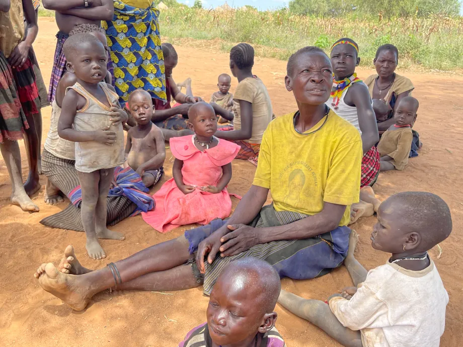 食料不足による苦しみ