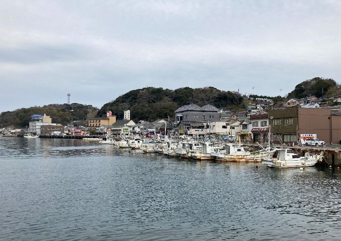 佐賀・呼子の名物「イカの活き造り」! 佐賀・呼子の名物「イカの活き造り」!