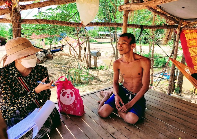 【カンボジア】家畜の貸出後も、村人たちの直面する問題をサポートしています