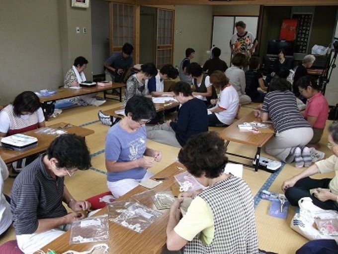 それぞれの復興の中で、刺し子との出会い (2013年) それぞれの復興の中で、刺し子との出会い (2013年)